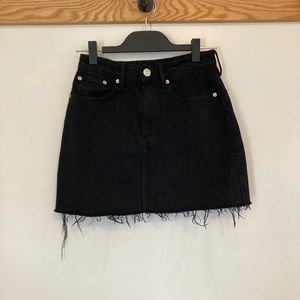 ZARA WOMENS BLACK JEAN SKIRT SIZE SMALL EXCELLENT CONDITION!!
